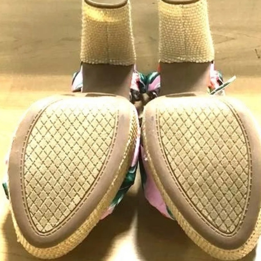 NWOT Jessica Simpson Ivrey Knot Sandals - Picture 4 of 7